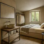 - Luxury With Private Pool Villa Petroio